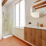 Bed & Breakfast Casa Enzo - Near The Centre 3*