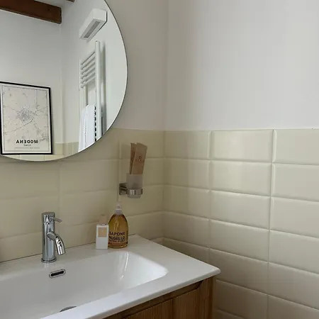 Bed & Breakfast Casa Enzo - Near The Centre Modena