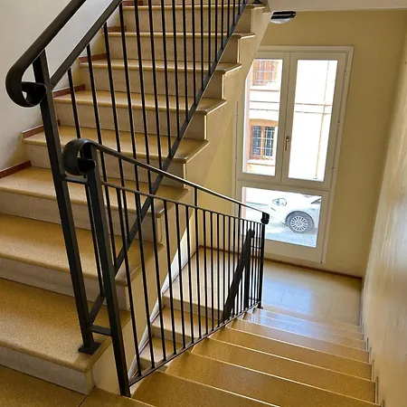 Casa Enzo - Near The Centre 3* Modena