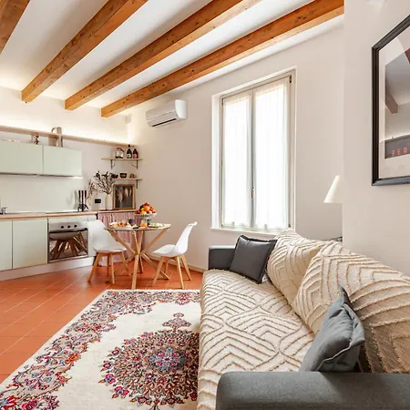 Casa Enzo - Old Town & Station - Ac, Free Parking - Family & Business 3*
