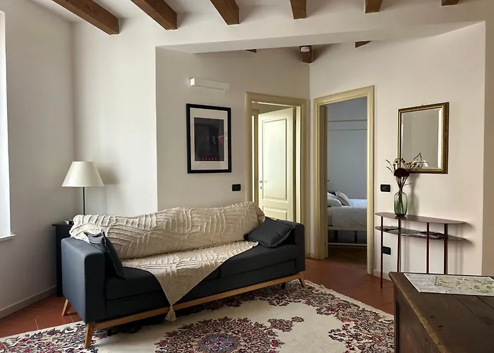 Nocleg ze śniadaniem Casa Enzo - Near The Centre 3*