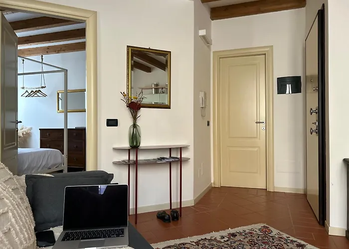 Casa Enzo - Near The Centre 3* Modena