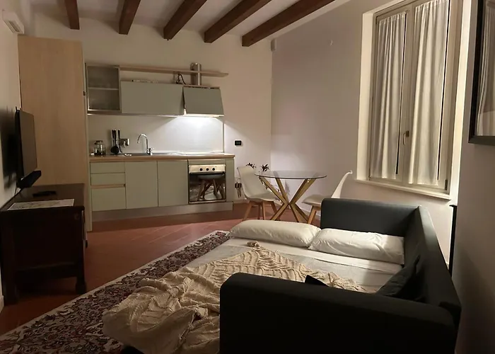 Nocleg ze śniadaniem Casa Enzo - Near The Centre