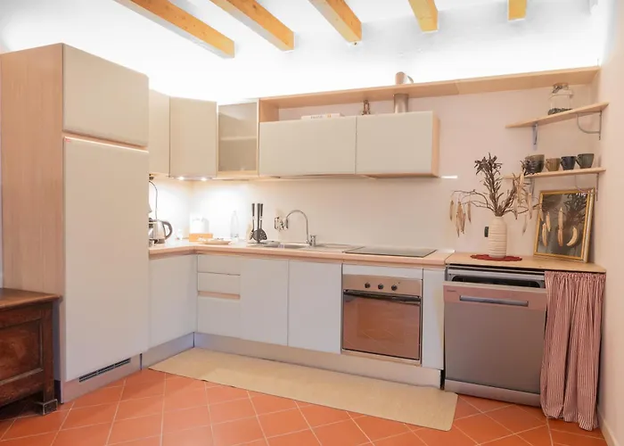 فندق مبيت وإفطار Casa Enzo - Near The Centre