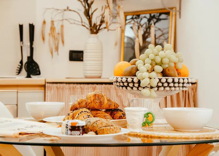 Casa Enzo - Near The Centre Nocleg ze śniadaniem Modena